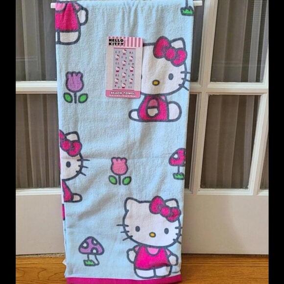 Hello Kitty Beach Towel - Picture 1 of 2